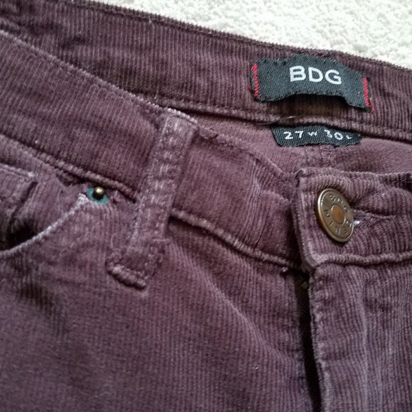 BDG Mid-Rise Cigarette Ankle Corduroy Pants,  27 W x 30 L - Picture 8 of 9